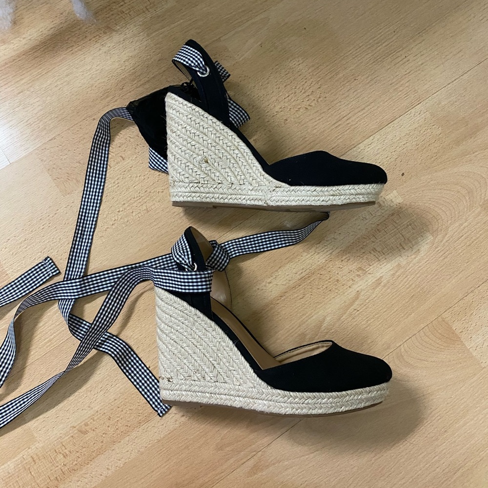 Wedges - Picture 4 of 8